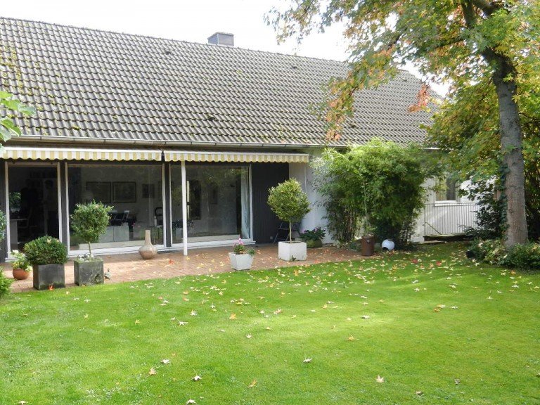 R�ckansicht1 Kopie Erkelenz Einfamilienhaus VIEL PLATZ IN BESTER LAGE EIN BUNGALOW ZUM WOHLF�HLEN